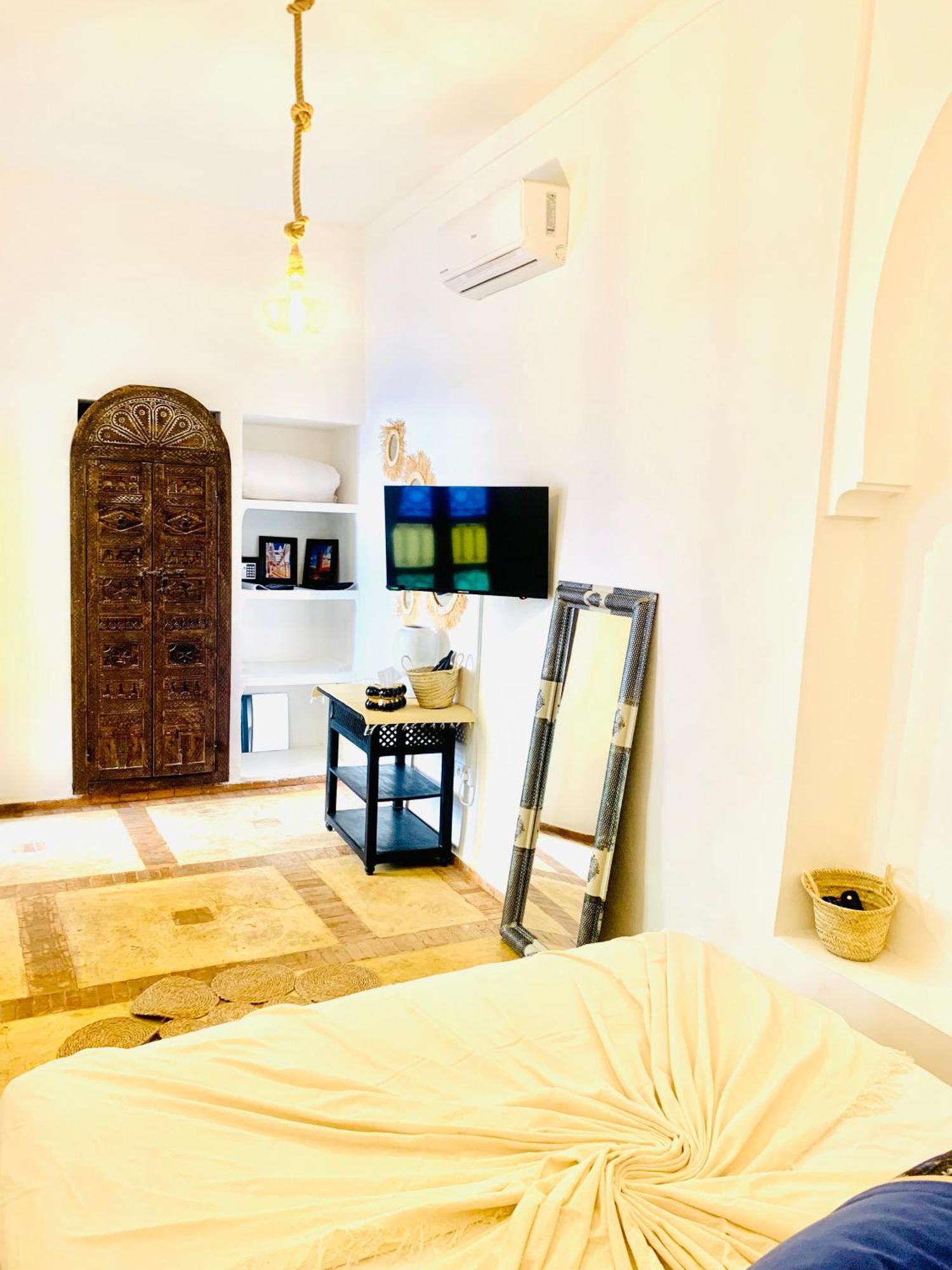 Riad Darna 4 Chambres Avec Piscine Et Petit Dejeuner Marrakesch Exterior foto